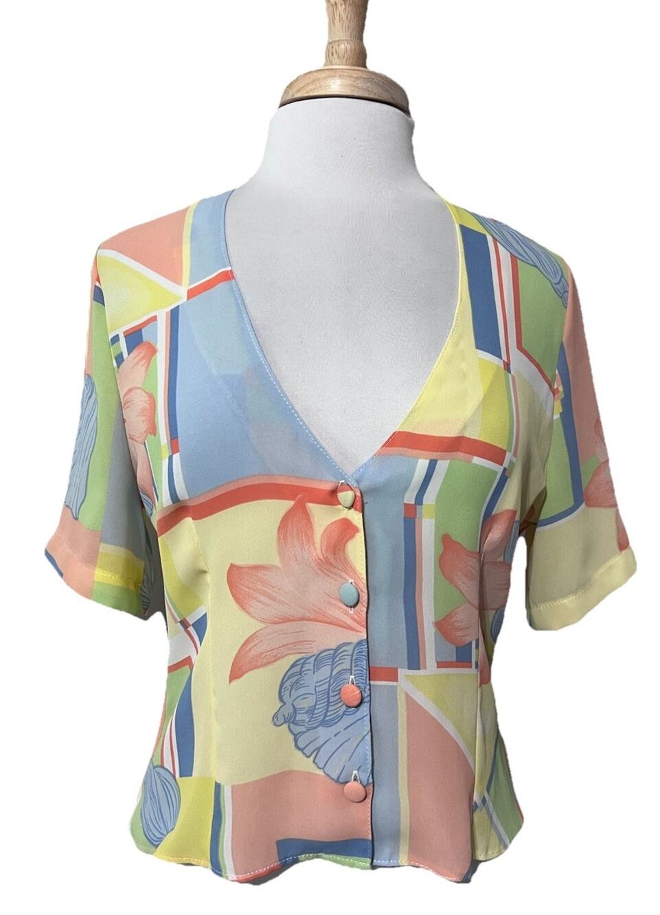 Hamells Womens MP Vintage 90s Sheer Beach Print Deep V-Neck Button Crop Top